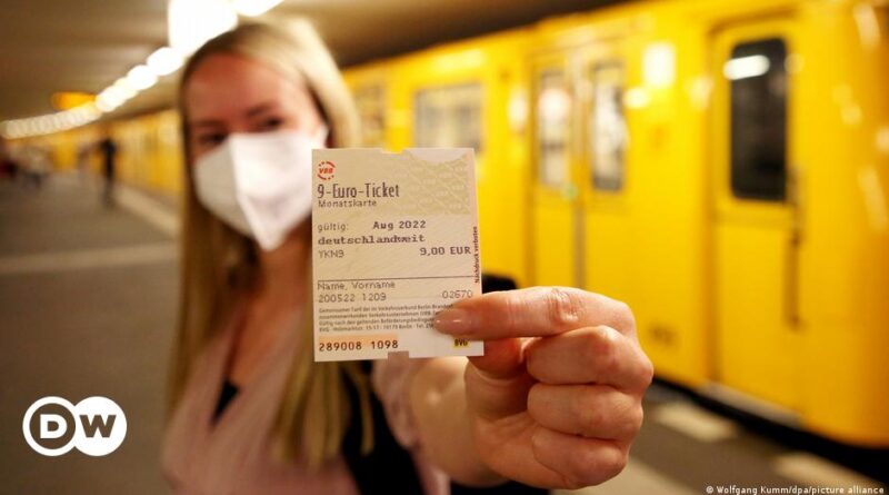 جدل واسع حول تمديد تذكرة النقل المخفضة 9 يورو بألمانيا