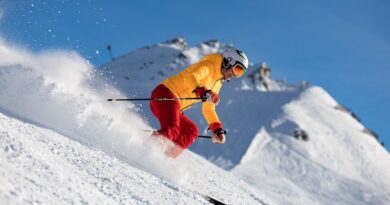 مقتل متزلجَيْن جراء انهيار ثلجي في سويسرا